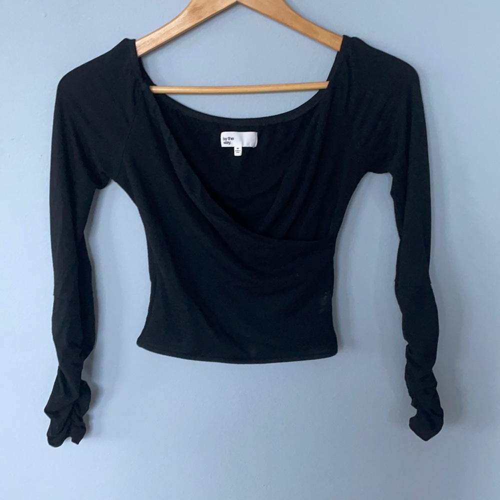 By the way / revolve crop top
